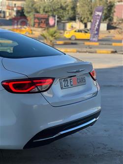 کرایسلەر 200